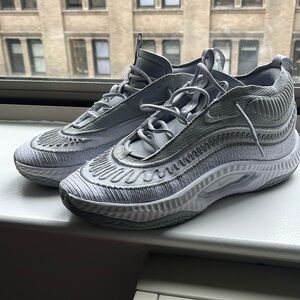 Nike Cosmic Unity Basketball Sneaker